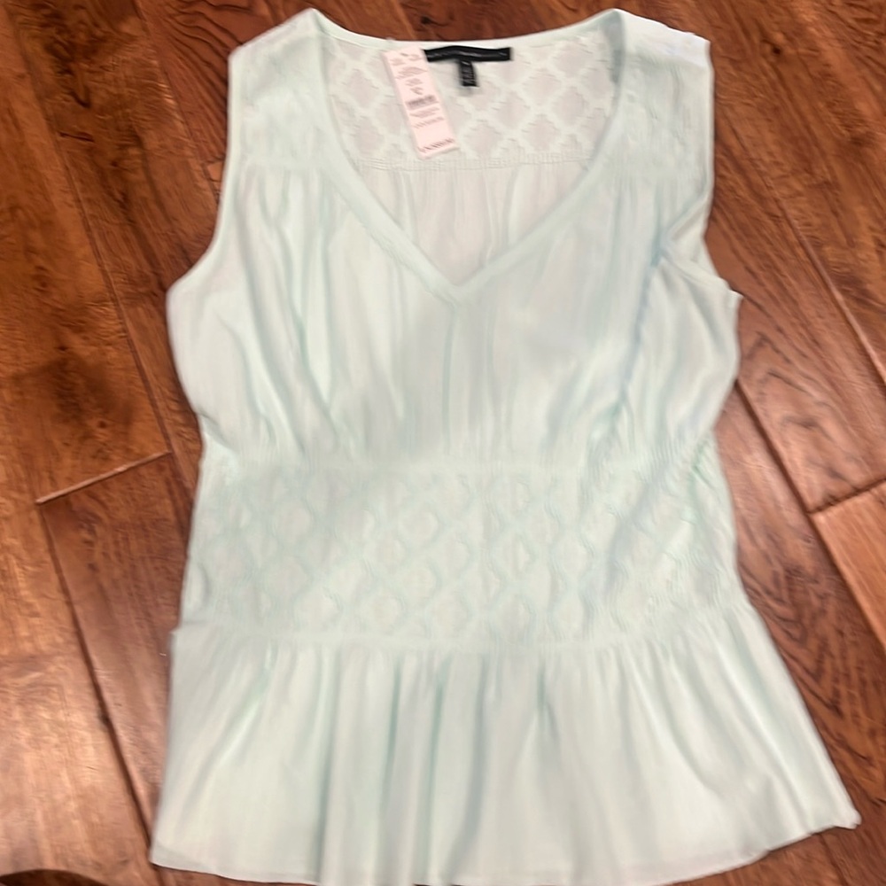 New with tags!  White House black market mint green tank top.